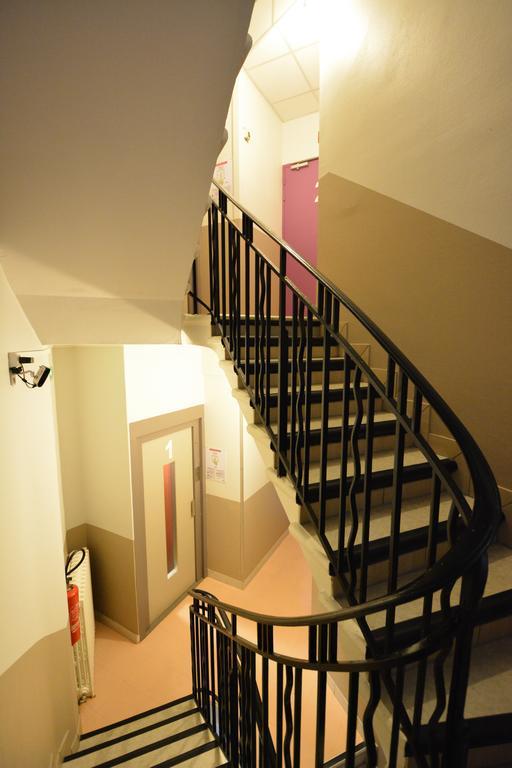 Hotel Lux *